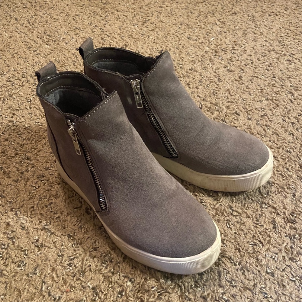 Grey soda shoes